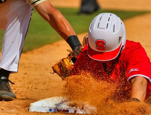 Secure a Baseball Scholarship: Tips for HS Players Eyeing College